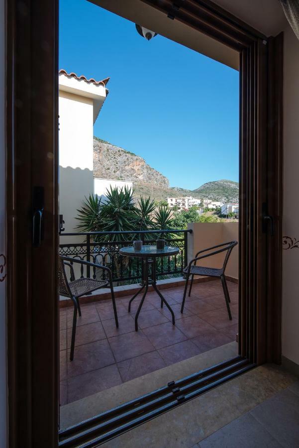 Cyrenia Guesthouse Monemvasia Ngoại thất bức ảnh